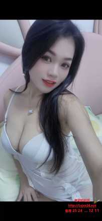 白云飞翔公园天然巨乳 - 青青