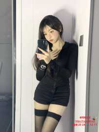 白云极品嫩妹真人服务 - 香香